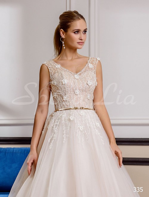 https://www.sposa-lia.com/images/stories/virtuemart/product/335       (2).jpg